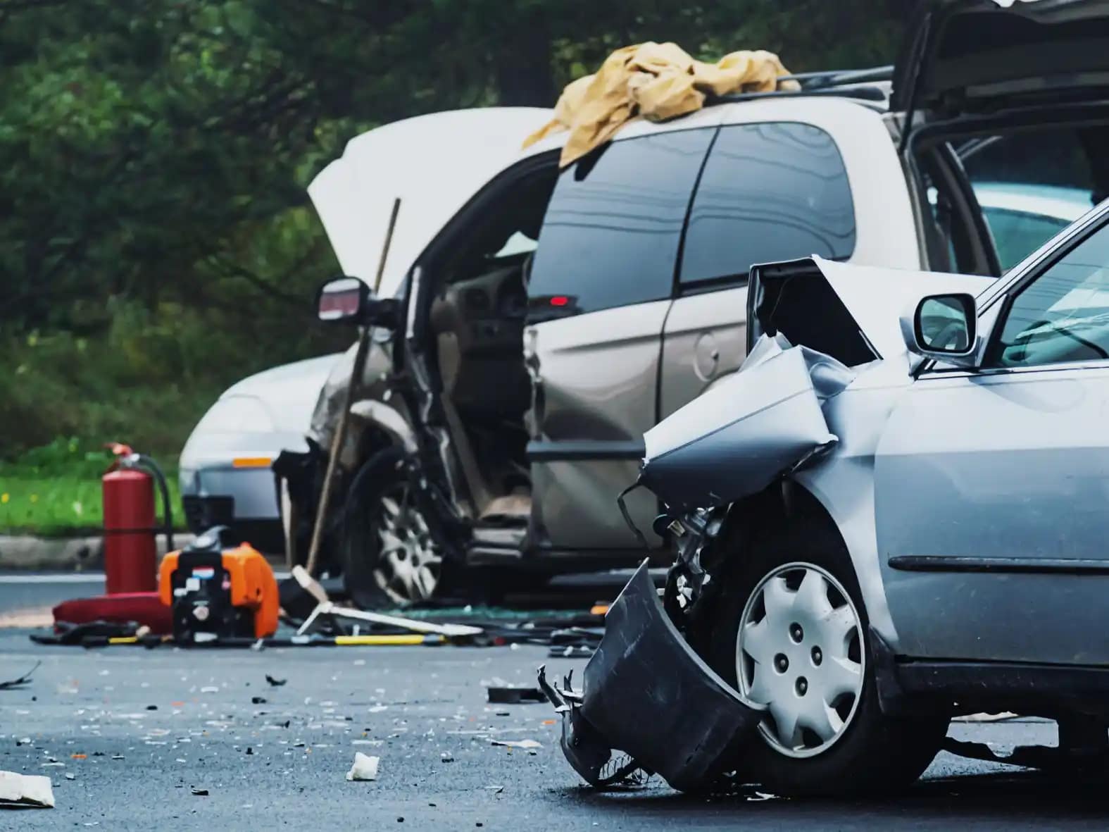 Atlanta car accident lawyer helping injured driver after a crash in Fulton County