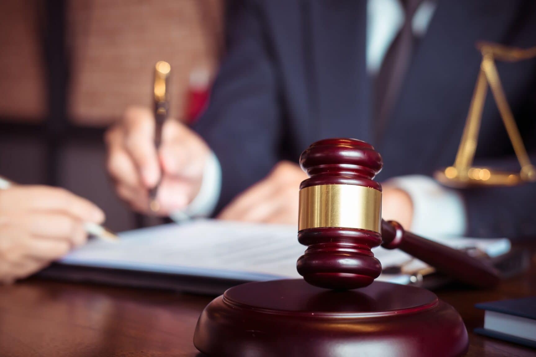 Abogados que revisan los daños compensatorios de Arizona. Daños compensatorios en Arizona