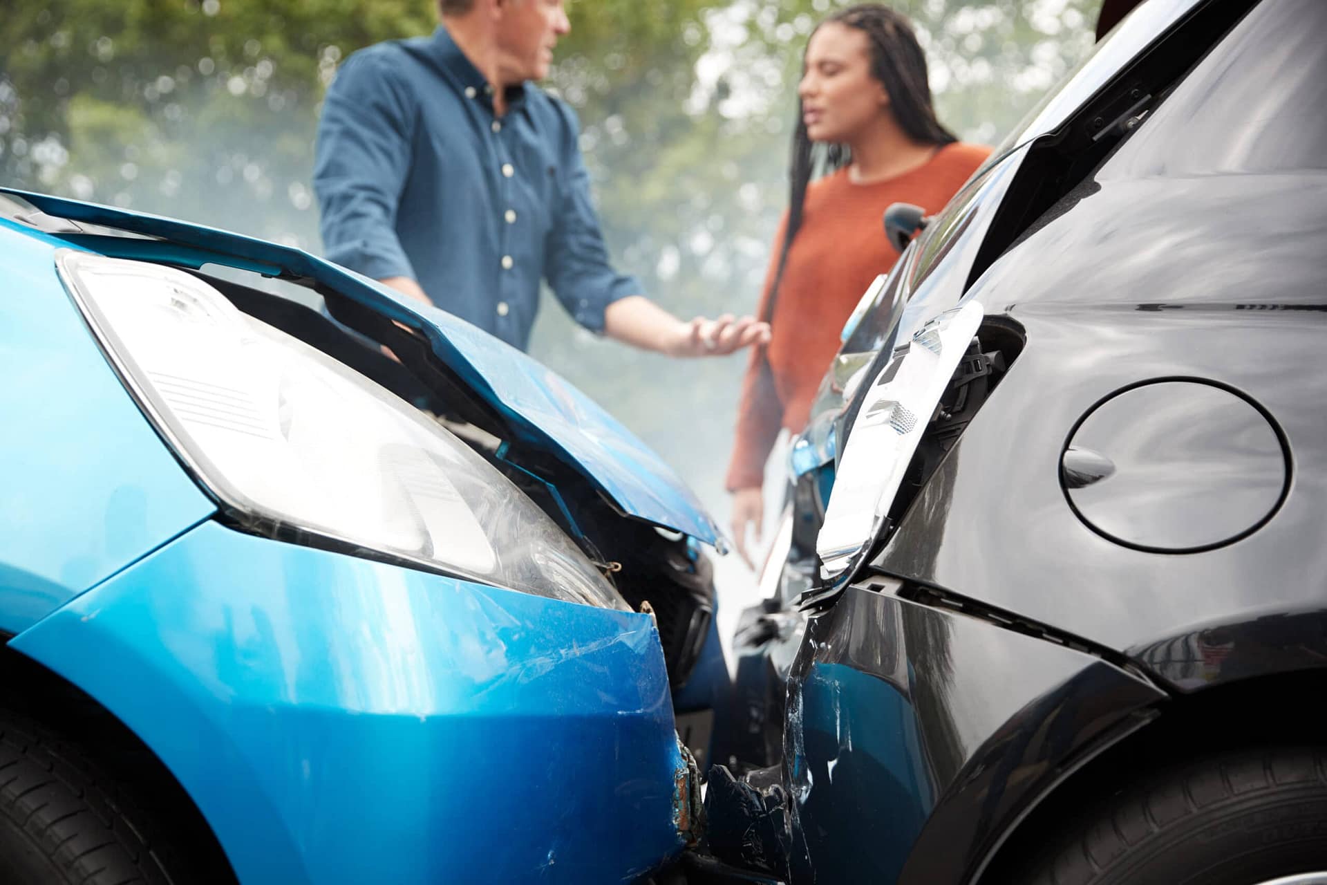When to lawyer up after a car accident blog image