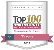 TopVerdict Top 100 motor vehicle accident settlements in Texas 2022 badge - Richardson Wrongful Death Lawyers