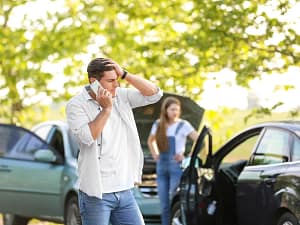 What a rideshare accident lawyer does for Uber and Lyft crash victims, including handling insurance claims and pursuing compensation