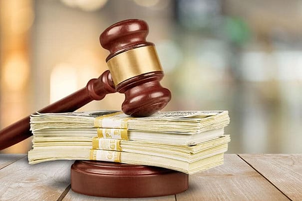 Who Can File a Wrongful Death Lawsuit? 3 Splitting Damages in a Wrongful Death Lawsuit