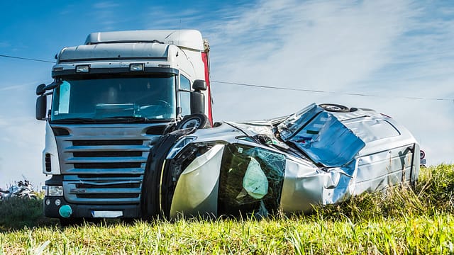 San Antonio Auto Accident Statistics 3 Semi-truck colliding with a van that is partially rolled over - San Antonio truck accident statistics