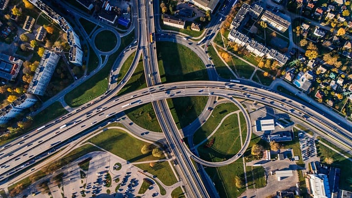 Tráfico de Dallas y Fort Worth hasta 2019 2 Fotografía aérea de la autopista: tráfico en Dallas-Fort Worth