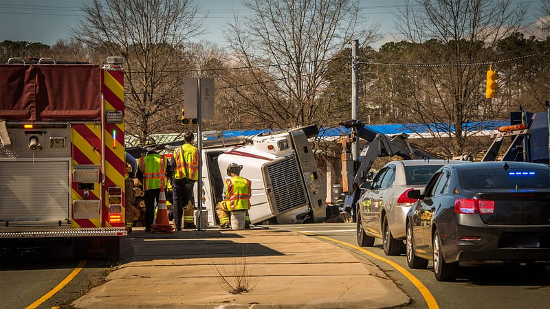Truck rollover with EMS personnel - Laredo Truck Accident Lawyers